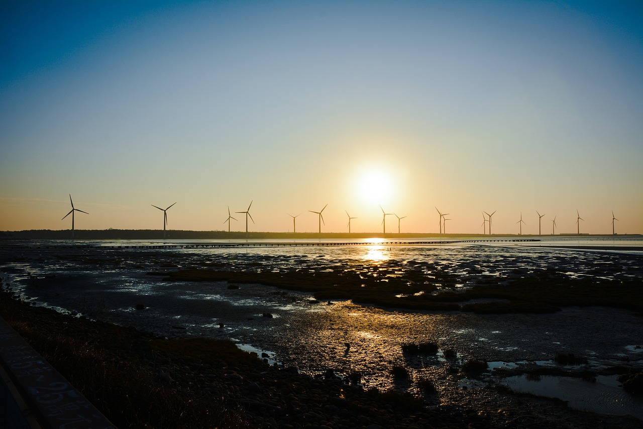 Addressing Common Misconceptions About Green Energy Solutions